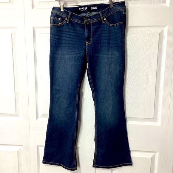 Torrid Jeans Luxe Slim Boot Super Stretch Torrid Feel The Fit 14R - Picture 1 of 11
